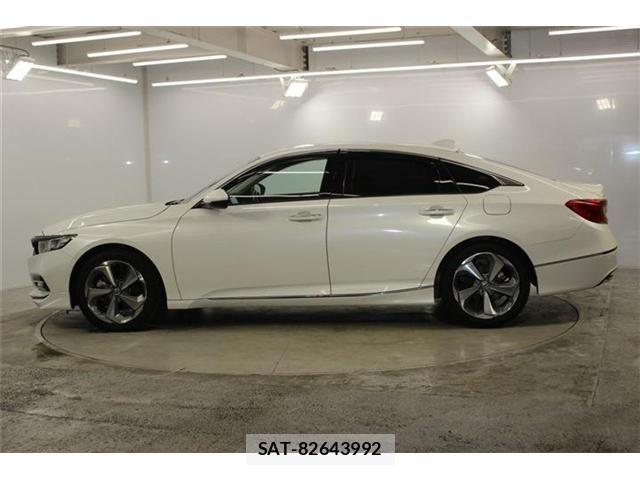 Honda ACCORD HYBRID 2020-06 8072633-7