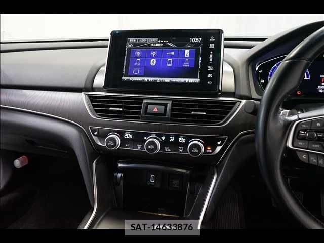 Honda ACCORD HYBRID 2020-05 8127395-10