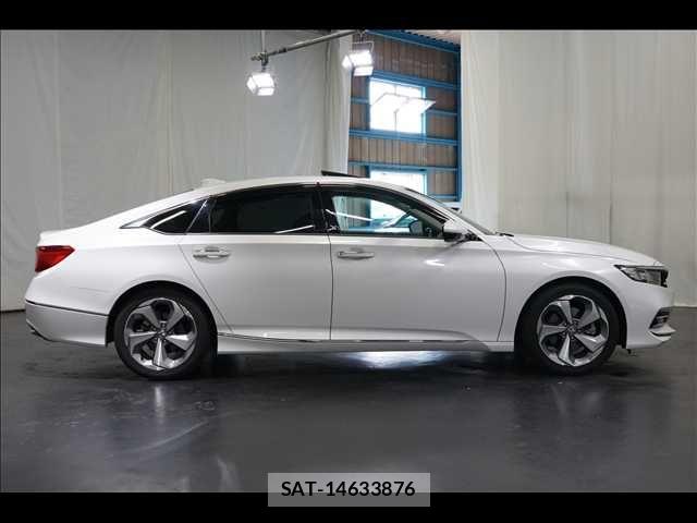 Honda ACCORD HYBRID 2020-05 8127395-15