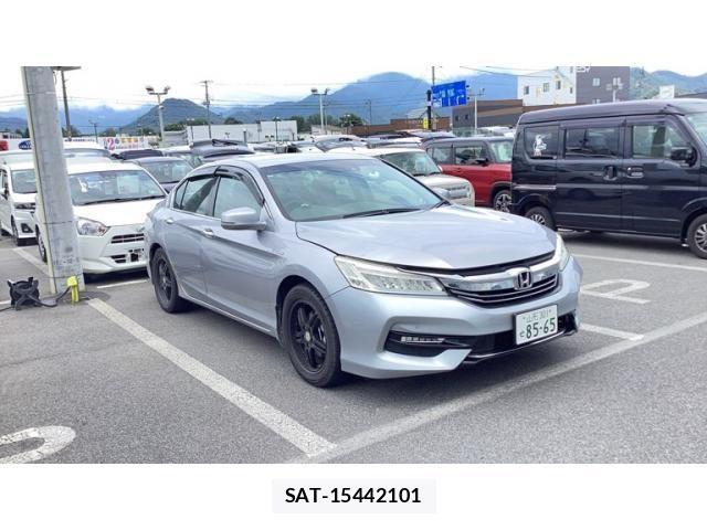 Honda ACCORD HYBRID 2016-12 8157568-0