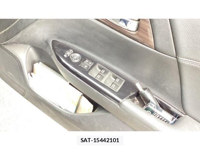 Honda ACCORD HYBRID 2016-12 8157568-24