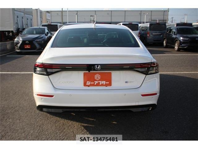Honda ACCORD HYBRID 2025-04 8205955-12