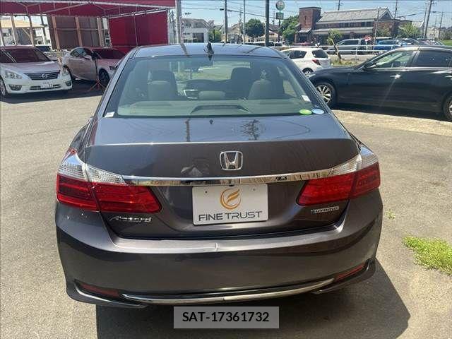 Honda ACCORD HYBRID 2013-09 8205996-17