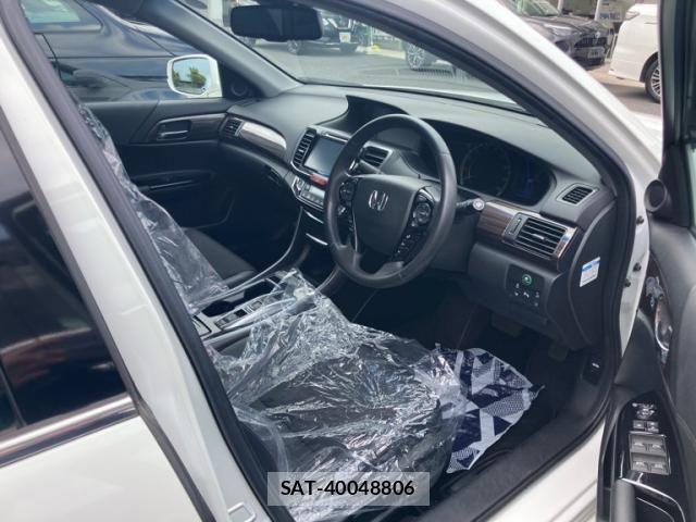 Honda ACCORD HYBRID 2016-06 8244368-9