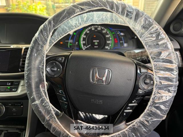 Honda ACCORD HYBRID 2013-11 8334416-12