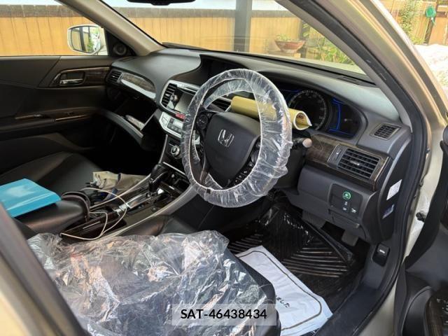 Honda ACCORD HYBRID 2013-11 8334416-8