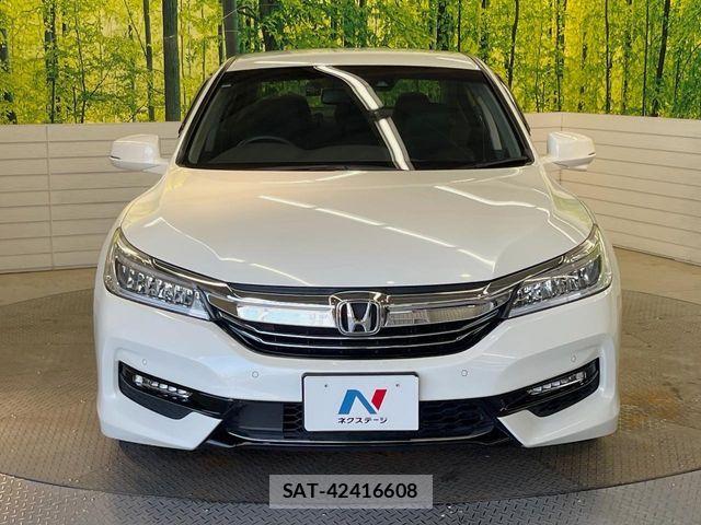 Honda ACCORD HYBRID 2017-11 8364466-13