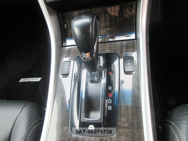 Honda ACCORD HYBRID 2014-01 8410236-17
