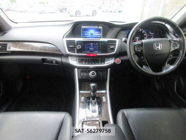 Honda ACCORD HYBRID 2014-01 8410236-1