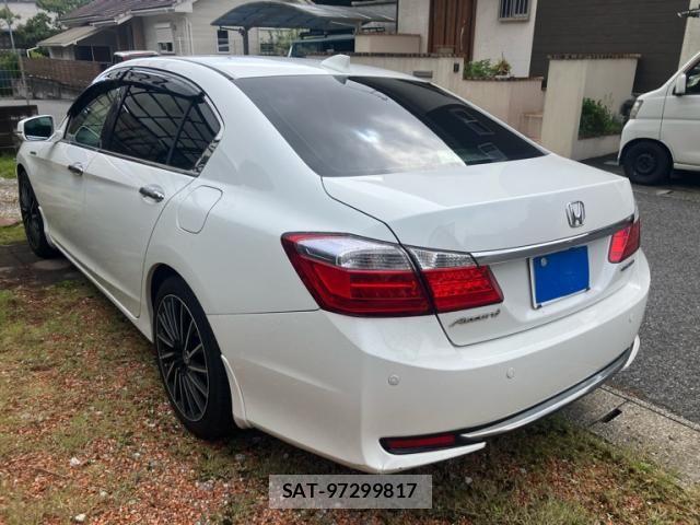 Honda ACCORD HYBRID 2013-07 8456710-3
