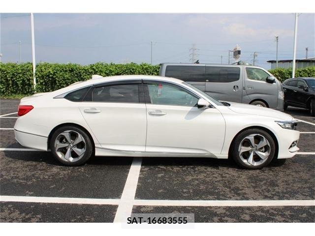 Honda ACCORD HYBRID 2020-05 8560733-13