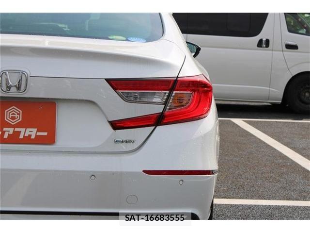 Honda ACCORD HYBRID 2020-05 8560733-16