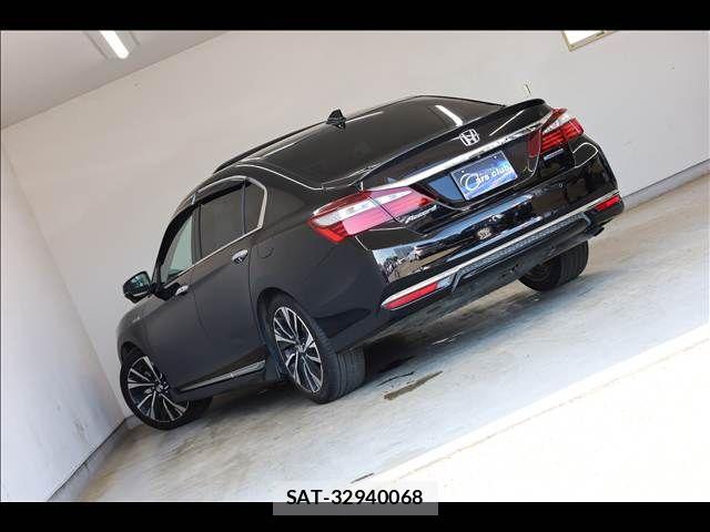 Honda ACCORD HYBRID 2017-11 8625581-10