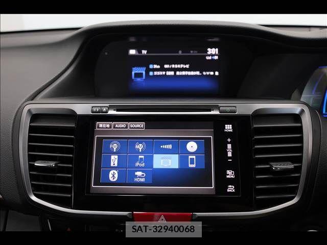 Honda ACCORD HYBRID 2017-11 8625581-5