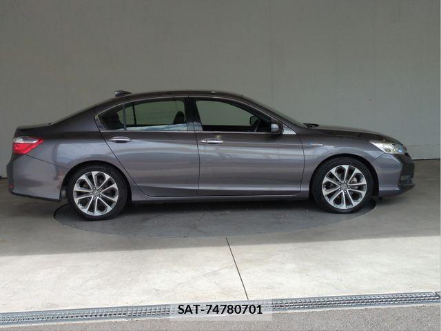 Honda ACCORD HYBRID 2013-08 8625582-16