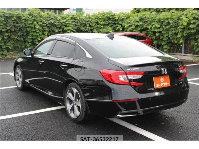 Honda ACCORD HYBRID 2020-05 8657216-10