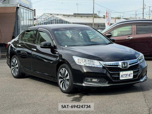Honda ACCORD HYBRID 2016-03 8657251-15