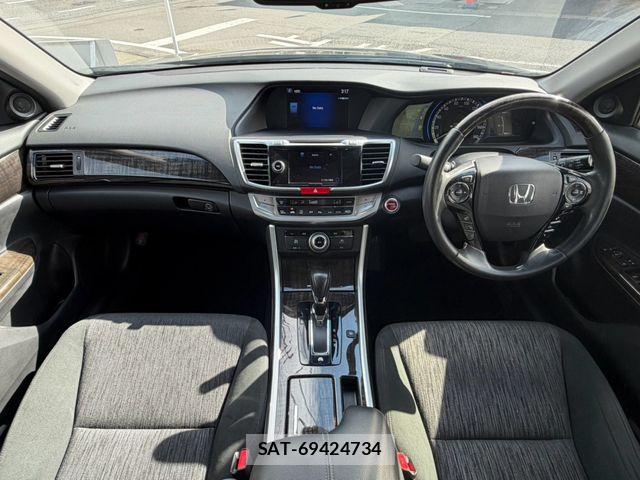 Honda ACCORD HYBRID 2016-03 8657251-6