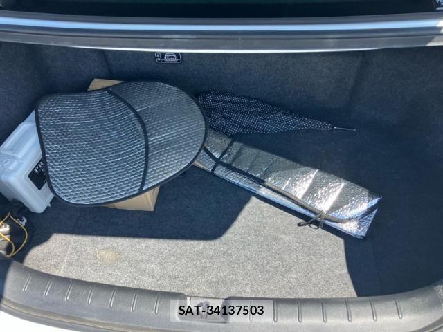 Honda ACCORD HYBRID 2019-06 8684909-11