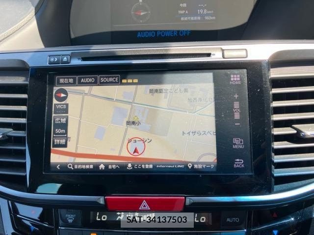 Honda ACCORD HYBRID 2019-06 8684909-24