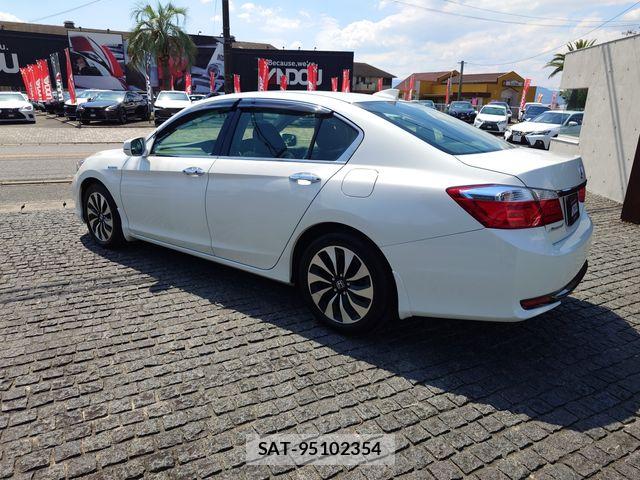 Honda ACCORD HYBRID 2014-03 8739904-3