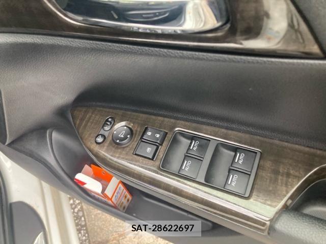 Honda ACCORD HYBRID 2013-11 8739919-11