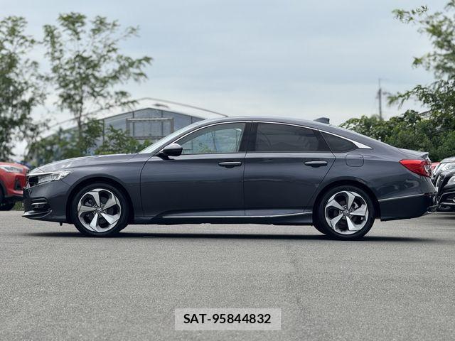 Honda ACCORD HYBRID 2024-10 8847873-27