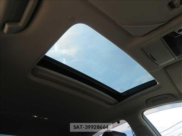 Honda ACCORD HYBRID 2021-06 8878458-4