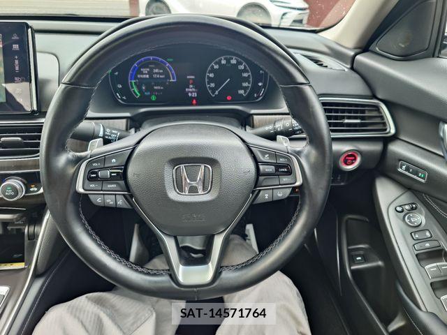 Honda ACCORD HYBRID 2021-09 8878457-12