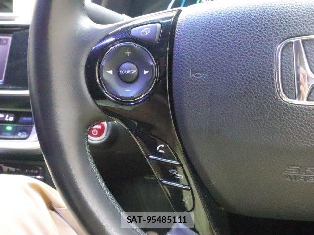 Honda ACCORD HYBRID 2013-12 8878462-19