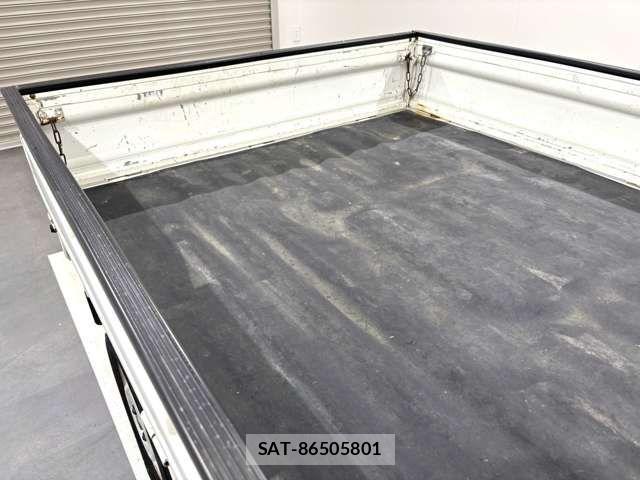 Honda ACTY TRUCK 2004-04 6210737-11