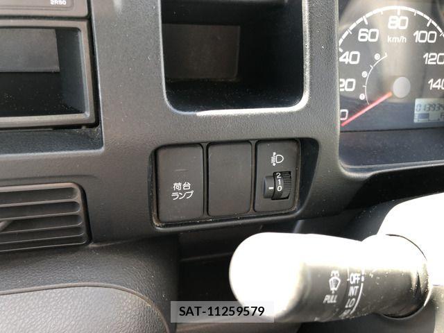 Honda ACTY TRUCK 2016-04 8847932-3