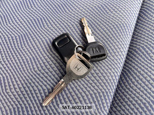 Honda ACTY VAN 2018-04 8206024-8
