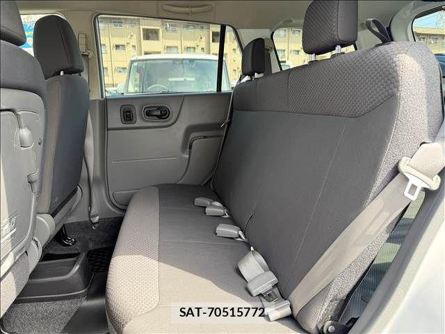 Nissan AD EXPERT 2022-01 6901364-9