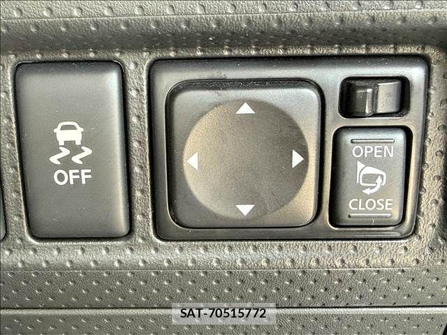 Nissan AD EXPERT 2022-01 6901364-13