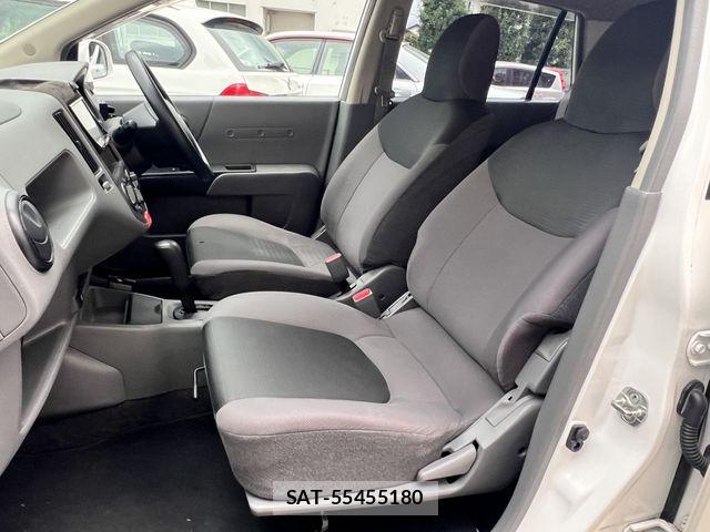 Nissan AD EXPERT 2012-11 8364472-9