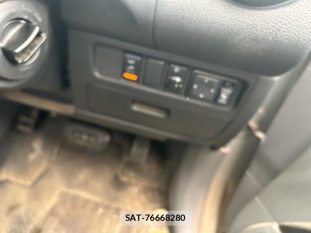 Nissan AD EXPERT 2015-03 8657343-16