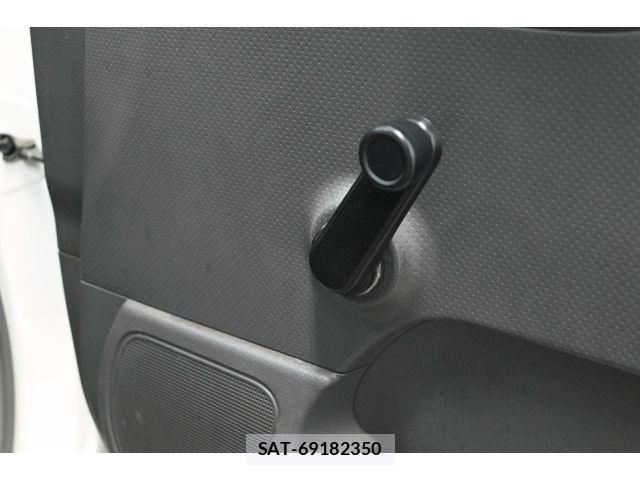 Nissan AD VAN 2013-09 1417849-14