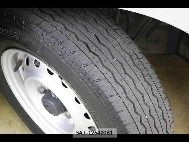 Nissan AD VAN 2022-03 6494500-23