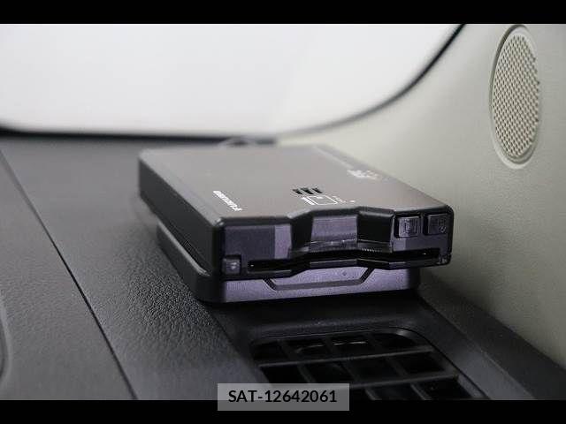 Nissan AD VAN 2022-03 6494500-5