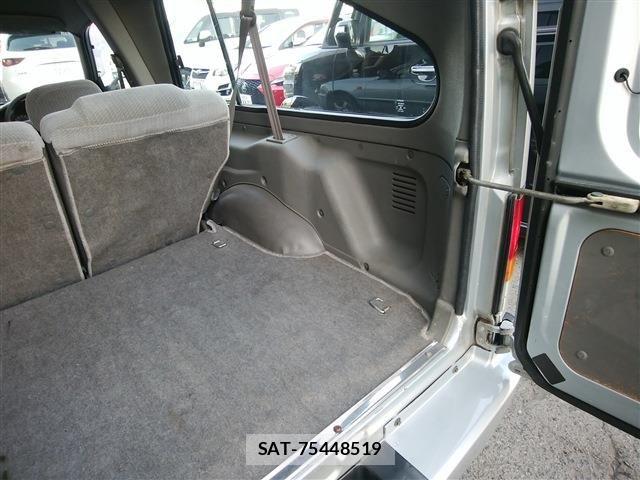 Nissan AD VAN 1994-03 6525335-16