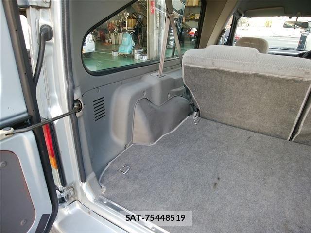 Nissan AD VAN 1994-03 6525335-17