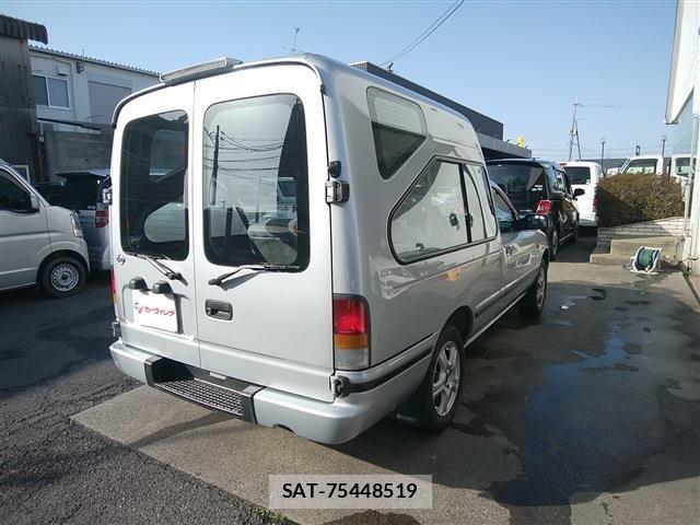 Nissan AD VAN 1994-03 6525335-3