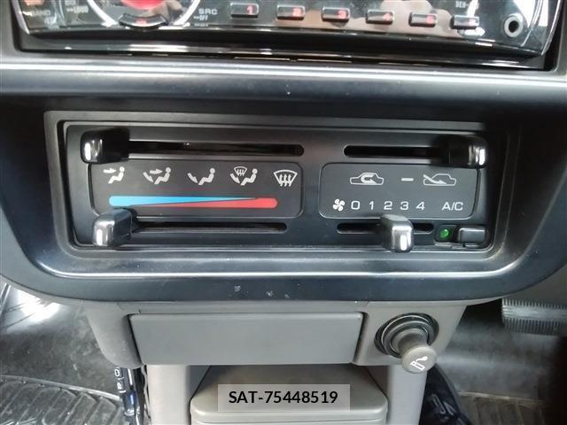 Nissan AD VAN 1994-03 6525335-4