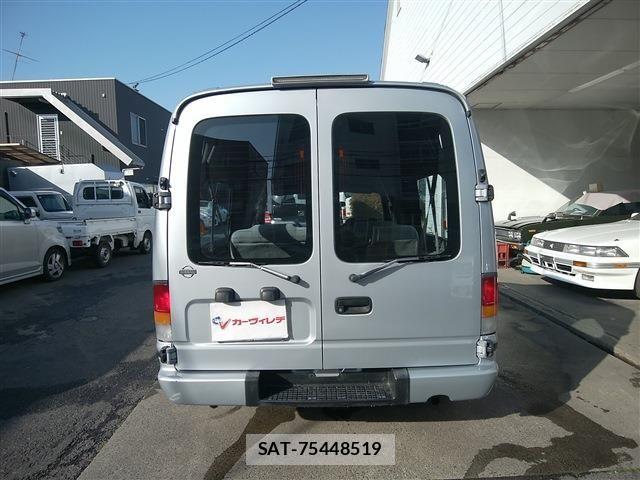 Nissan AD VAN 1994-03 6525335-8