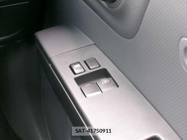 Nissan AD VAN 2025-09 6674782-9
