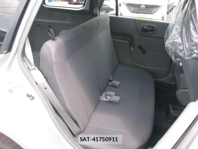Nissan AD VAN 2025-09 6674782-4