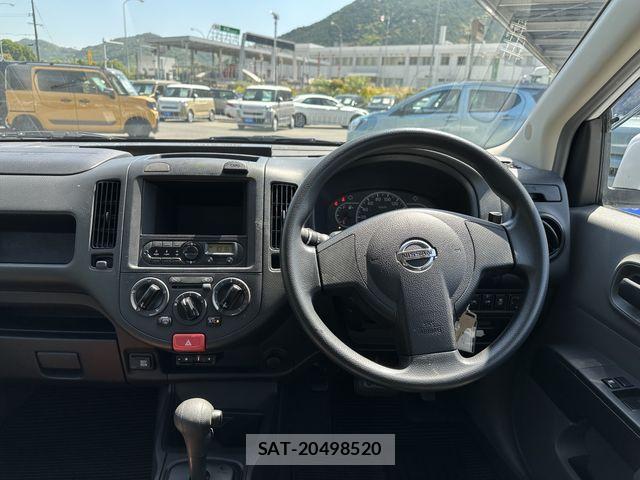 Nissan AD VAN 2019-12 6901366-14