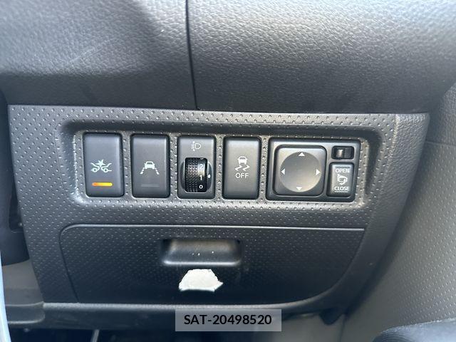Nissan AD VAN 2019-12 6901366-18