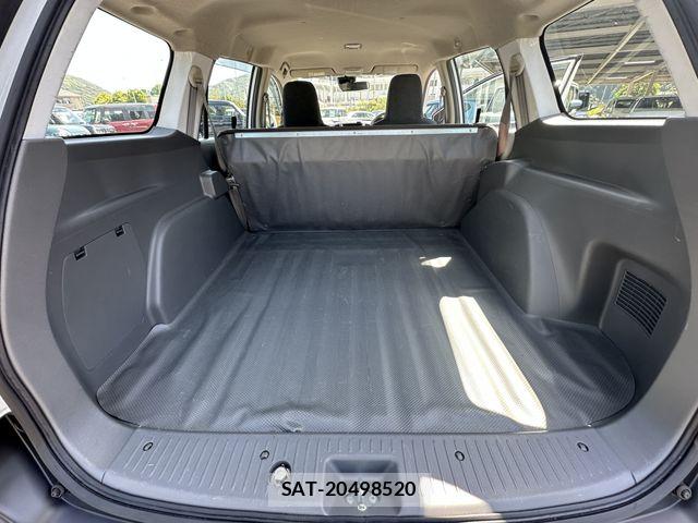 Nissan AD VAN 2019-12 6901366-26